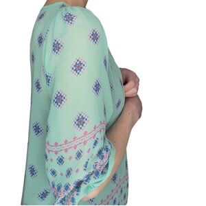 ! NWT ! Everly - Sheer 3/4 Sleeve Blouse - Color: Mint, Turquoise / Size: Small